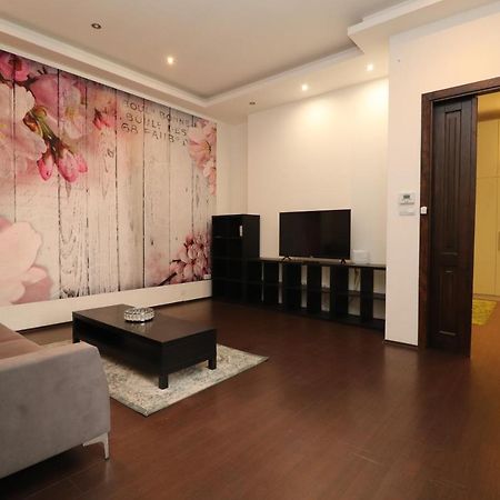 Broadway Downtown Deluxe Budapest Bagian luar foto