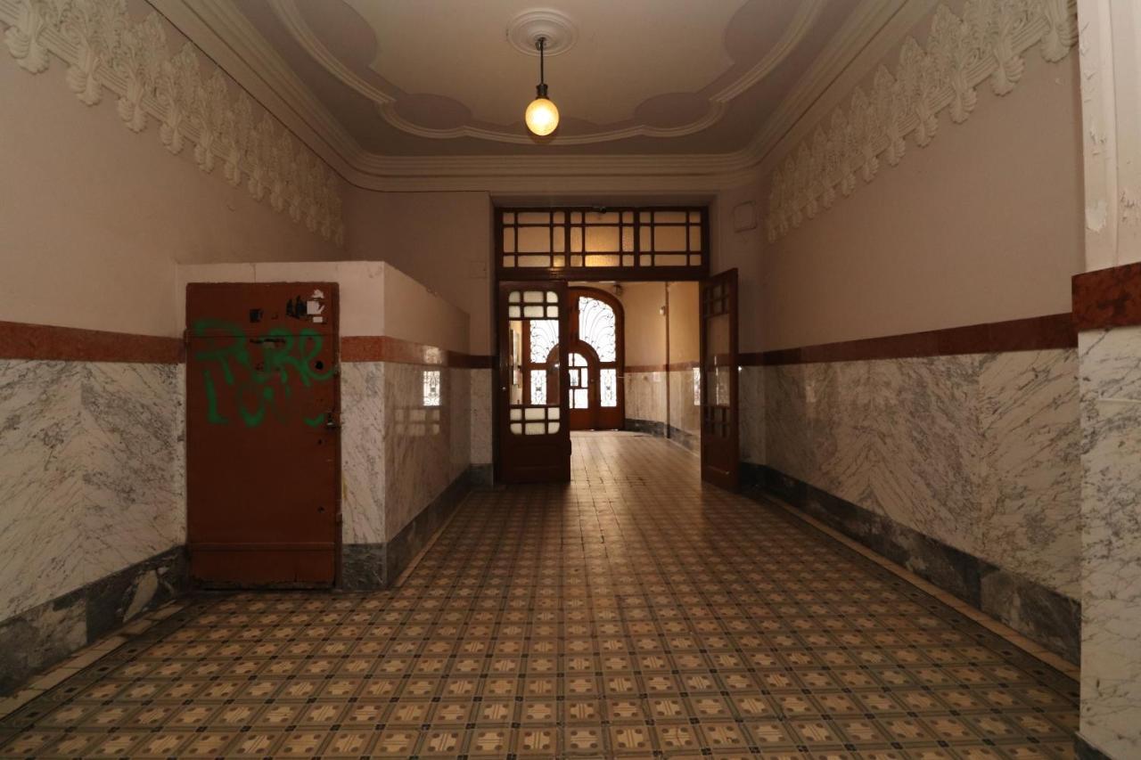 Broadway Downtown Deluxe Budapest Bagian luar foto